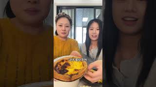 母女饮食｜用这个巨大蛋挞换了我妈的火腿三明治 嘻嘻记录日常生活 我的厨房日记 母女日常 好好吃饭 早餐