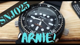 Seiko SNJ025 Arnie in 6 Minutes! Macro, Functions and Size Comparison SXK Turtle