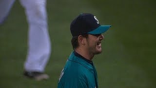 CWS@SEA: Iwakuma tosses seven innings of one-run ball