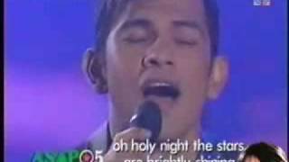 Oh Holy Night - Sarah Geronimo, Rachelle Ann Go & Gary Valenciano in one production number