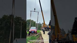 Special Way To Rescue A Car With A Crane