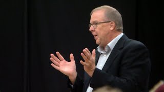 "Hugs Help" Author Visits Park Rapids to Discuss the Grieving Process