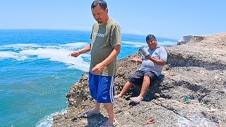 Pesca en el MAR en las Peñas con linea de mano, con los amigos de pesca