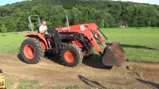 2003 KUBOTA M5700 4X4 TRACTOR WITH LOADER