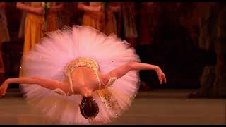 LA BAYADÈRE - Gamzatti Variation (Anastasia Matvienko - Mariinsky Ballet)