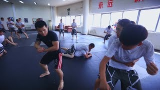 China Unknown: Female bodyguards on the rise in China
