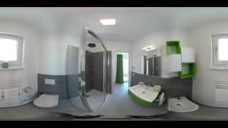 Bagni al Camping Piani di Clodia - Video 360