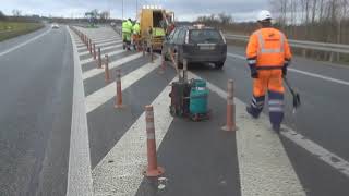 Euroasfalt - Installation of Active Road Studs S3LED