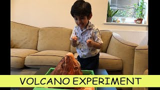 Volcano Experiment at home with Vinegar and Baking Soda