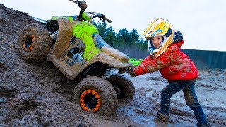 ATV- ВЕЗДЕХОД...Tisha ride on children's ATV and stuck in the ground