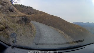 細野高原山頂付近駐車場までの登り