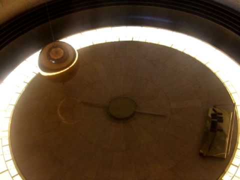 Swinging Pendulum At Griffith Observatory - YouTube