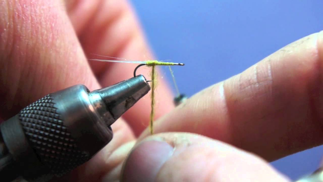 Fly Tying: BWO EMERGER - YouTube