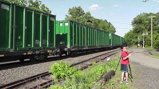 CSX Q301 Crosses Prospect Avenue In Piscataway, NJ