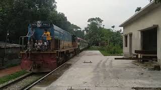 Dancing Train KISHOREGANJ EXPRESS...