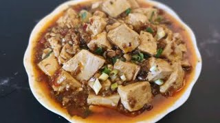 手把手教你正宗川味麻婆豆腐，麻麻辣辣超过瘾，两碗饭不够吃