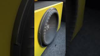 Kicker compQ 15” subwoofer