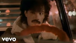 Daryl Hall & John Oates - Possession Obsession (Official Video)