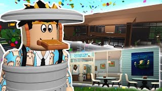 Opening My Tiny Ice Cream Shop In Bloxburg 20k Roblox Roleplay - working in my bloxburg movie theater and more roblox roleplay