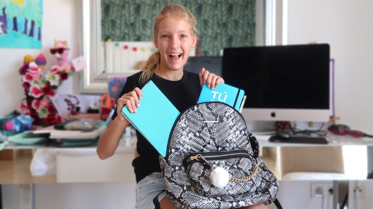 What S In My School Backpack Youtube