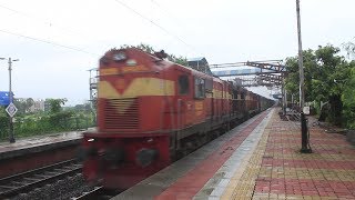 Funny Pungi Honking : Amazing Speed Show by Guntakal Twins Rajkot Express!!