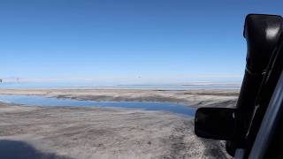 UYUNI　塩原入り口の水たまりを4WDで浸水走行　2018/04/15