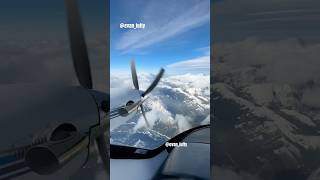 🤯Insane!! Cockpit view descending over the Rocky Mountains! Pilots and Aviation