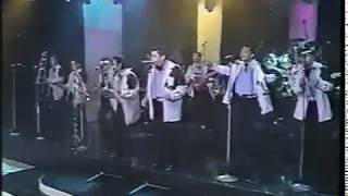 Banda Pequeños Musical - Tu No Necesitas a Carlo/La Cuca [Programa "Máster Show", Septiembre 2003]
