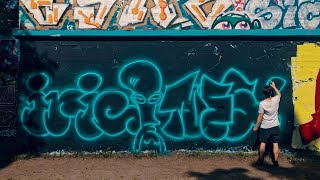 Graffiti - Toeser One \u0026 Irie | Timelapse Neon Wall | Hall of Fame Hamburg