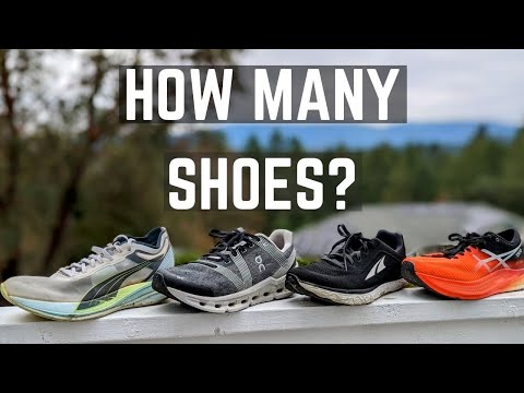 Should runners have 2 pairs of shoes?