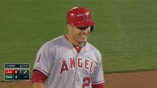 LAA@OAK: Trout homers, drives in three in win