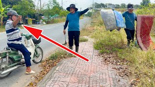 Helping 70-year-old Mr. Hoang clean the sidewalk full of household waste | I bet you're surprised