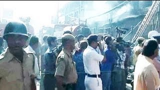 17 killed, many believed trapped, in Kolkata market fire