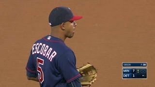 MIN@DET: Escobar makes sweet backhanded scoop