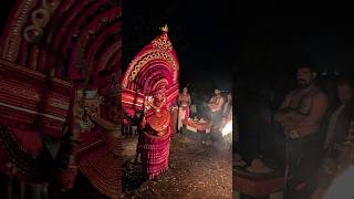 ഇളംകോലം ദാരിക വധം  | illamkolam theyyam | #kannur #theyyam