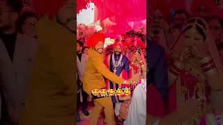 🤭ਵੀਰ ਦਾ ਵਿਆਹ ਮੈਨੂੰ ਗੋਡੇ ਗੋਡੇ ਚਾਅ 🤩🥰punjabi wedding 🥰😍 couple goals 🥰❣️#shorts #viralshorts #ytshorts