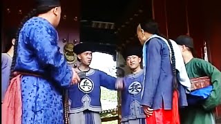 大清官著素衣上任，怎料看門小吏仗勢欺人，把清官當成乞丐欺負！【華語高分電影】