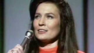 Loretta Lynn - What's The Bottle Done To My Baby