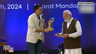 PM Modi Honors RJ Raunac at National Creators Award | News9