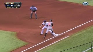 BAL@TB: Zobrist retires Jones with barehanded play