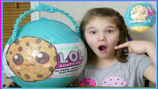 LOL Cookie Swirl C Big Surprise! Custom Youtuber LOL Big Surprise Ball!