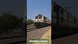 Kamakhya weekly express train no 19305 dr.ambedkar nagar to Kamakhya please follow me guys 🙏 #train