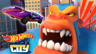 Hot Wheels City is UNDER ATTACK! 🦍🦂 | Hot Wheels