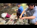 Ngulih ke TEKUYUNG MINIYAK ngena botol plastic