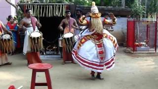 Thirayattam / guru vellattu / Ethnic arts council/ Indian Ethnic dance