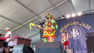 MonoNeon at Newport Jazz Fest… “Fartin’ All Ova The World”