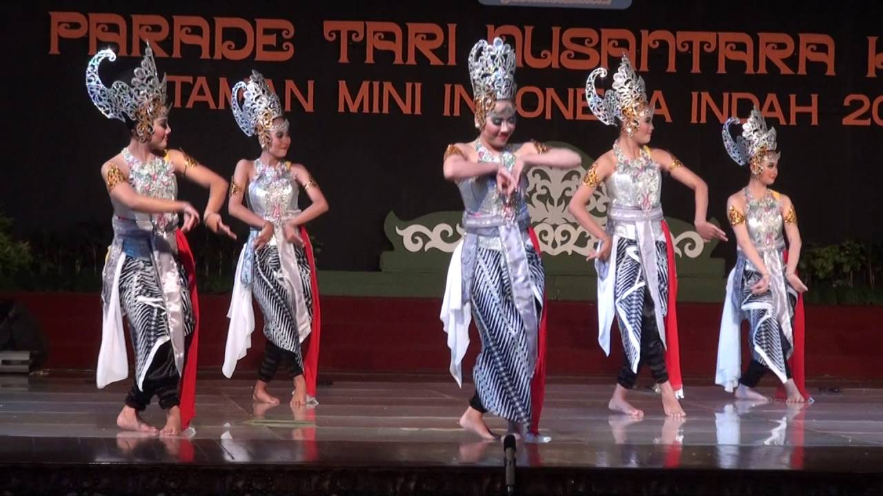 Parade Tari Nusantara Ke-35 Tahun 2016 Provinsi Jawa Barat - YouTube