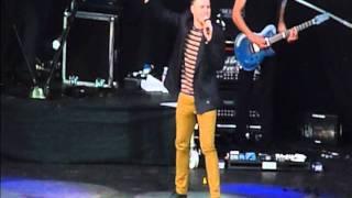 Olly Murs - Please Dont Let Me Go (supporting JLS) (live) - Hull KC Stadium