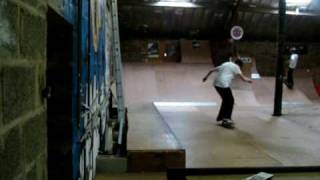 sw pop shove it ; halfcab flip