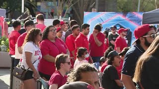 Houstonians cheer on the UH Cougars as they prepare to take on Villanova